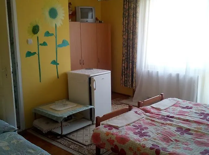 Keletifeny Vendeghaz 3*